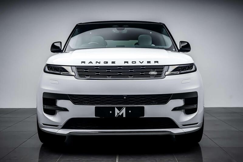 Land Rover Range Rover Sport view 2