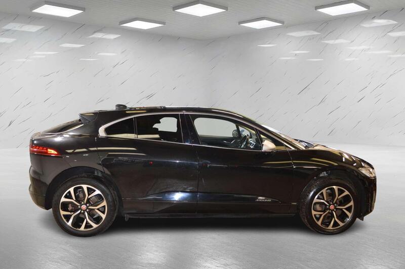 Jaguar I-Pace view 4