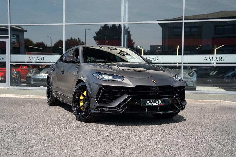 Lamborghini Urus view 6