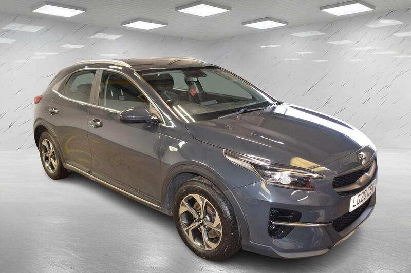 Kia Xceed view 3
