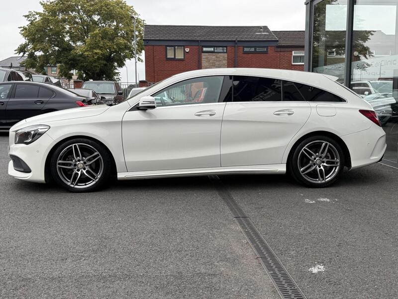 Mercedes-Benz Mercedes-Benz CLA view 5