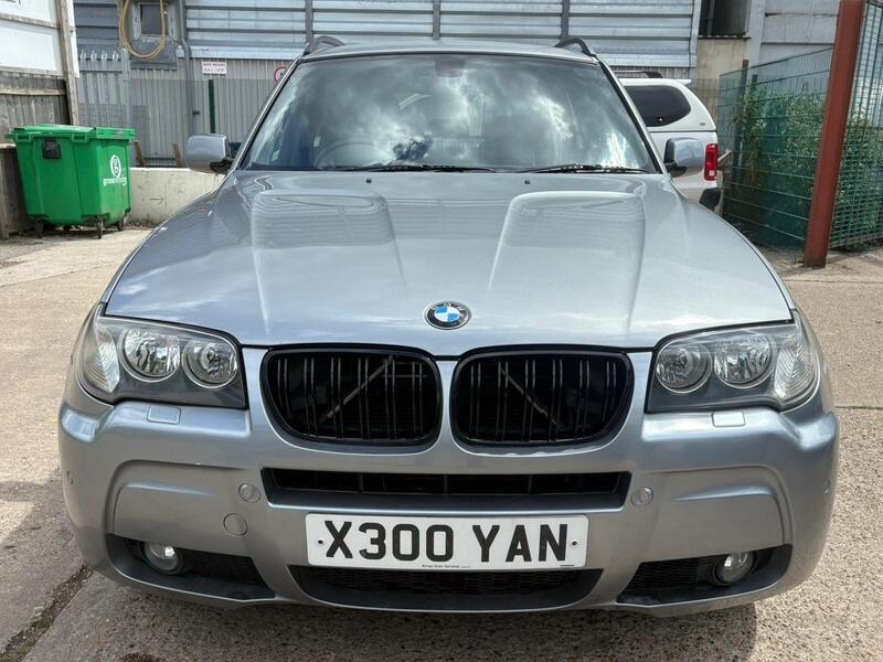 BMW X3 view 4