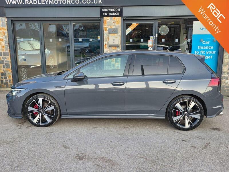 Volkswagen Golf view 2