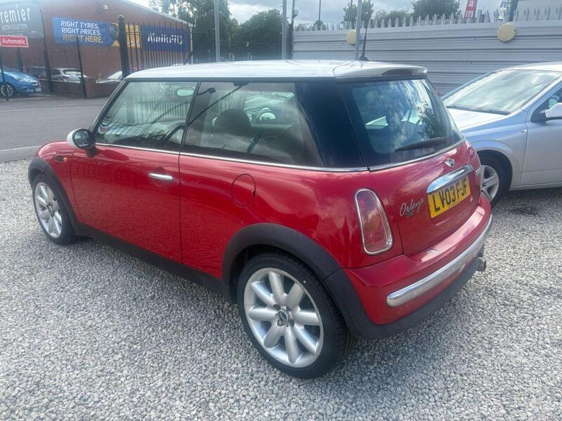 Mini Cooper view 4