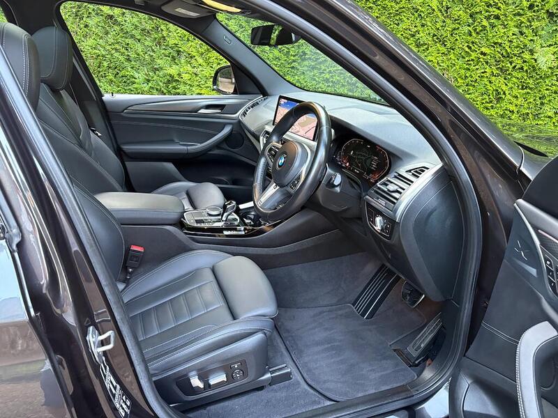 BMW X3 view 6