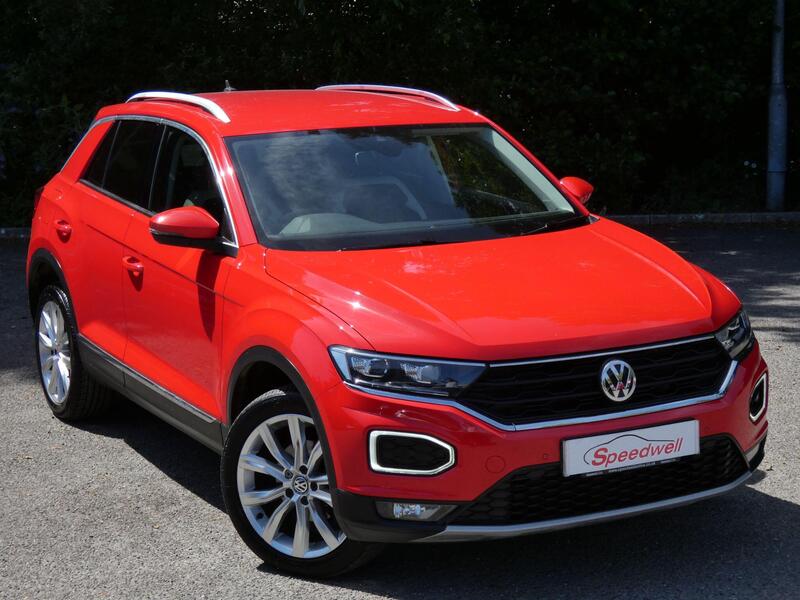 Volkswagen T-Roc view 6