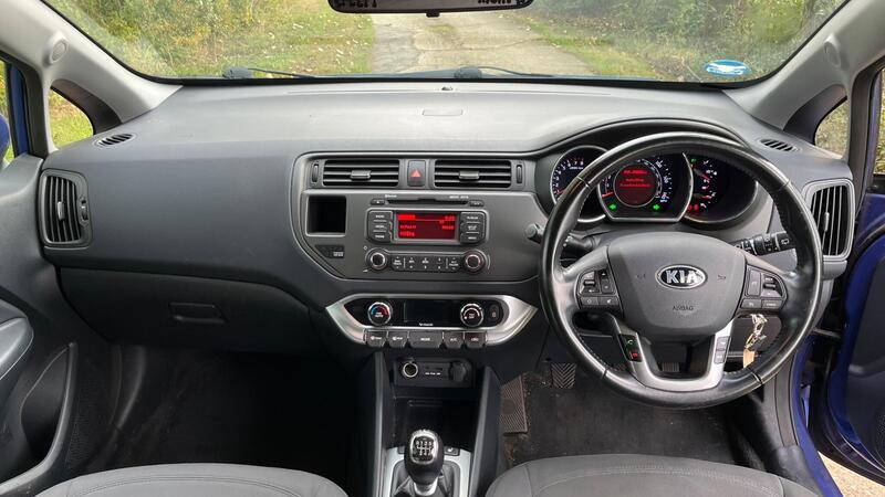 2014 Kia Rio — photo 24
