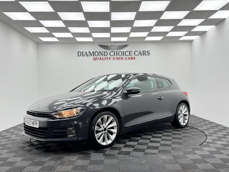 Volkswagen Scirocco view 3