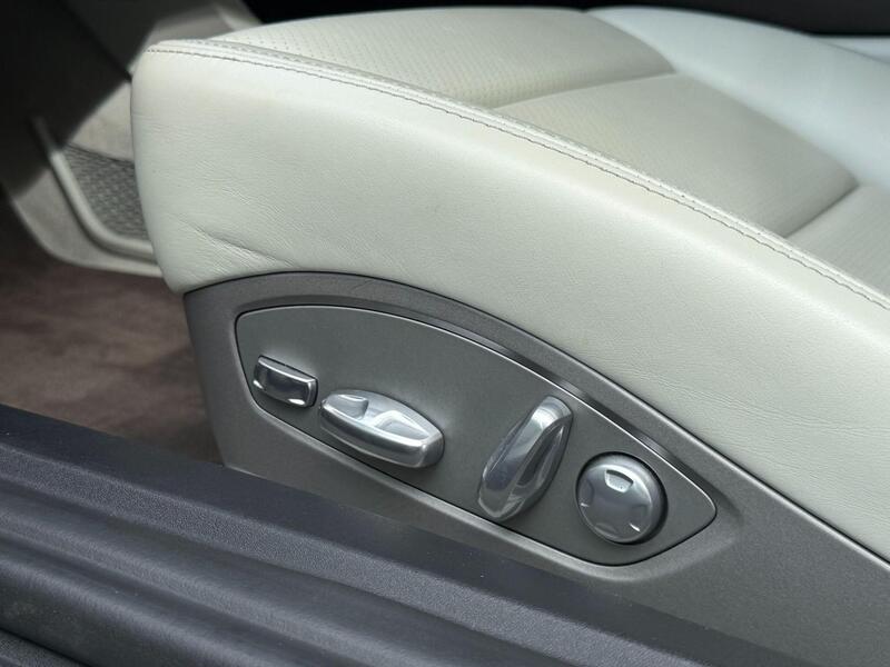 Porsche Cayman view 47