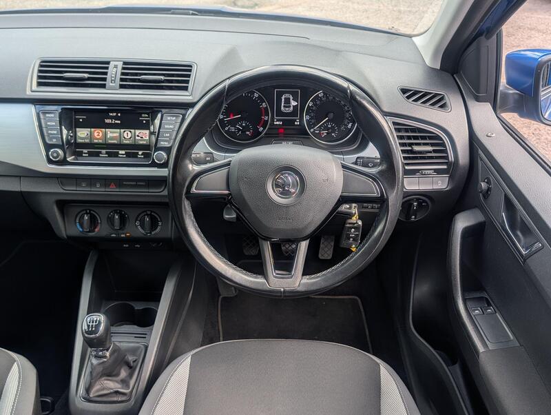 Skoda Fabia view 2