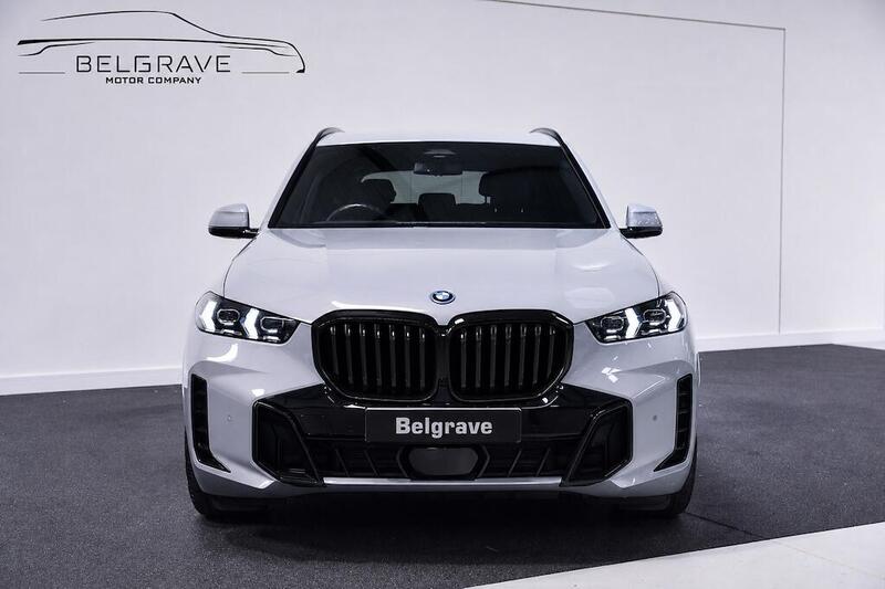 BMW X5 view 4