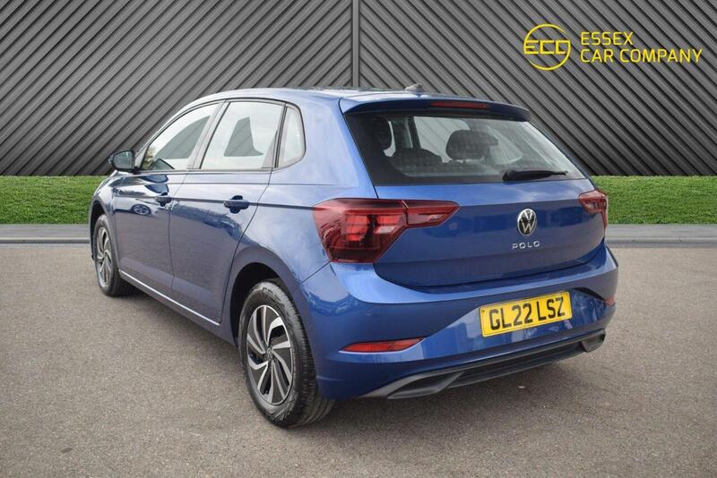Volkswagen Polo view 5
