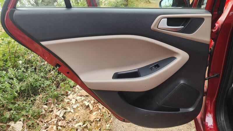 2015 Hyundai i20 — photo 53