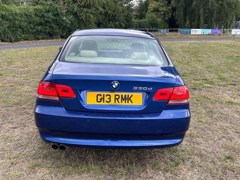 BMW 3 Series view 6