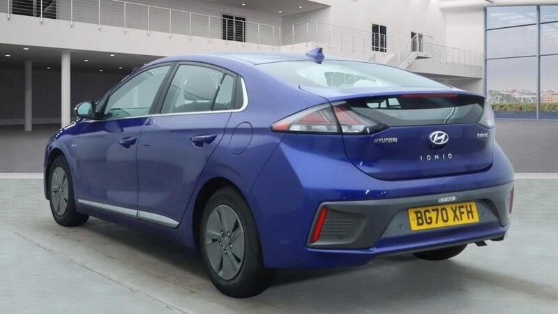 Hyundai Ioniq view 2