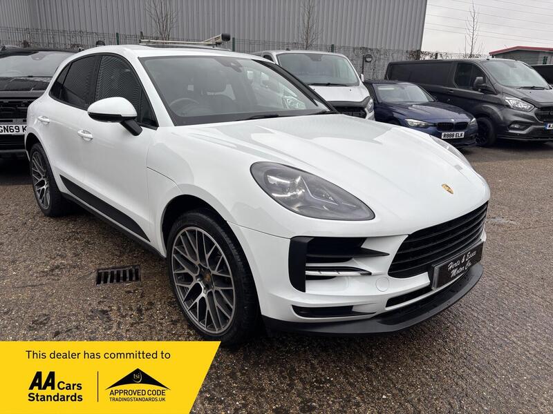2019 Porsche Macan in White for sale