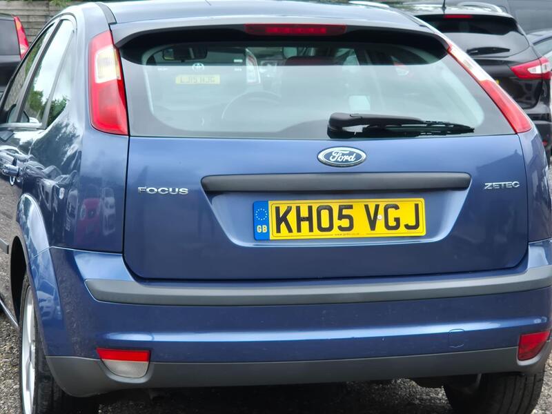Ford Focus view 4