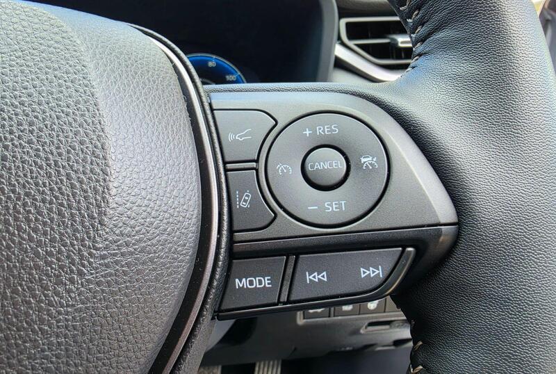 Toyota RAV4 2.5 VVT 18.1kWh GR SPORT CVT 4WD Euro 6 (s/s) 5dr thumbnail 19