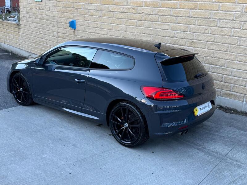 Volkswagen Scirocco view 3