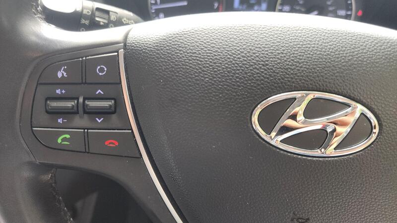 2015 Hyundai i20 — photo 27