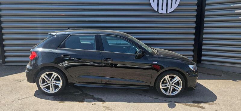 Audi A1 view 2
