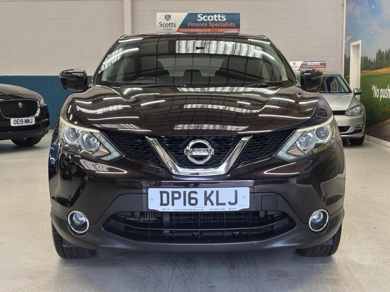 Nissan Qashqai view 2