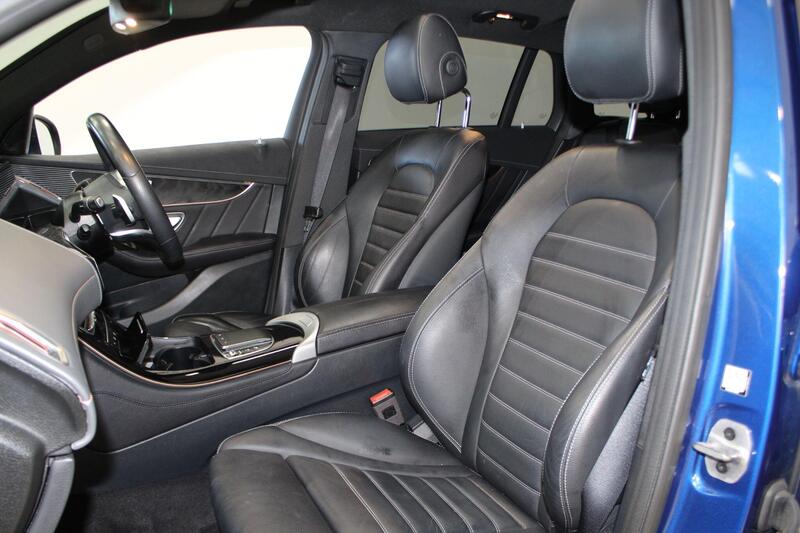 2022 Mercedes-Benz EQC in Blue — image 22 of 100