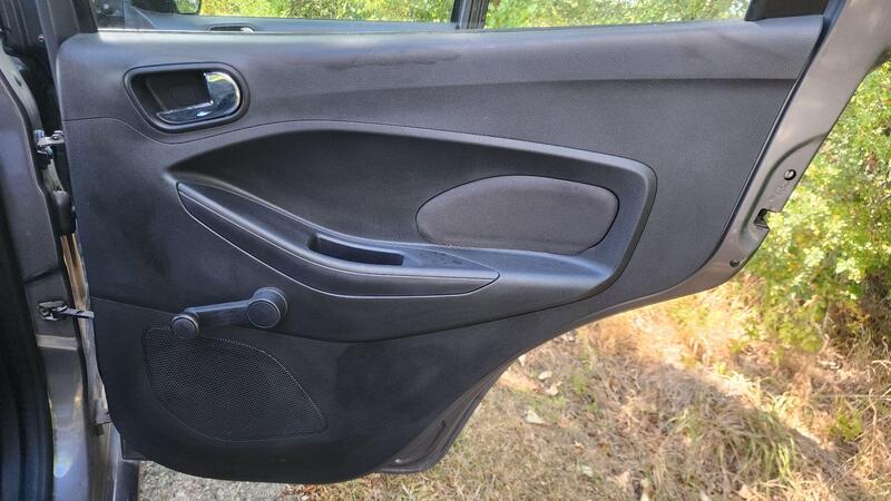 2016 Ford Ka+ — photo 39