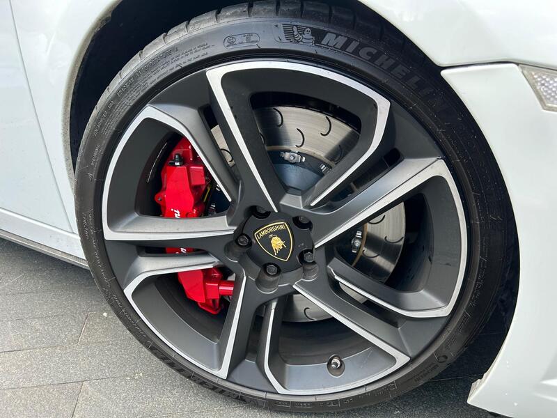 Lamborghini Gallardo view 6