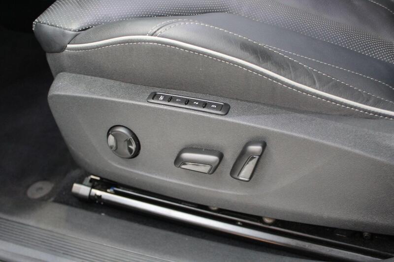 2022 Skoda Enyaq in Black — image 16 of 93