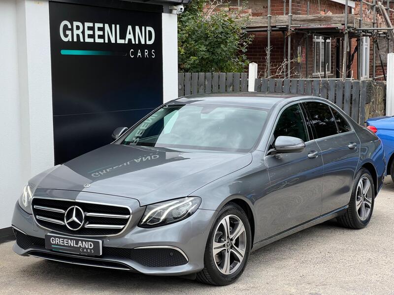 Mercedes-Benz E-Class view 4