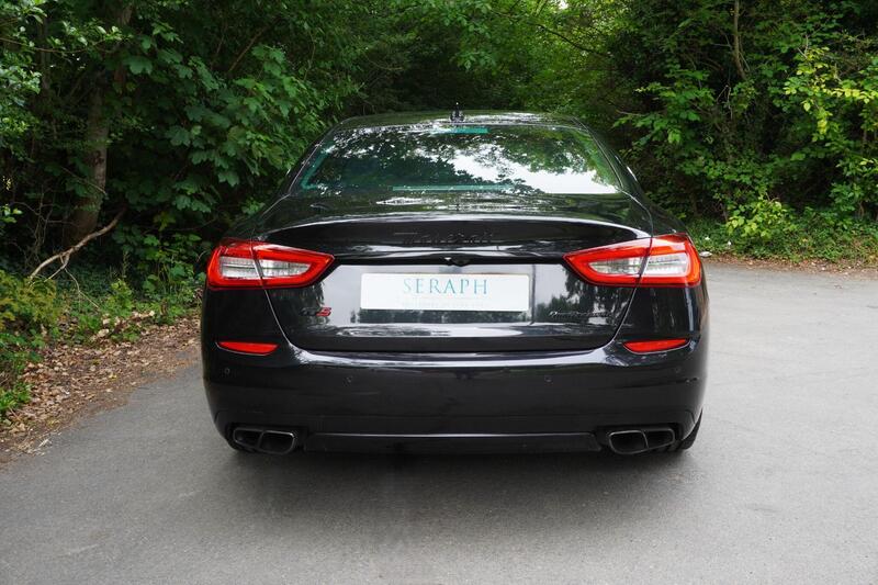 Maserati Quattroporte view 6