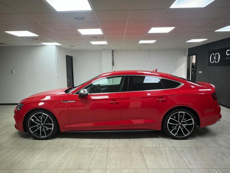Audi S5 view 6