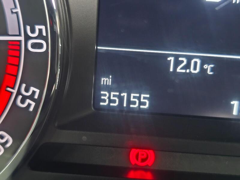 Skoda Octavia view 2