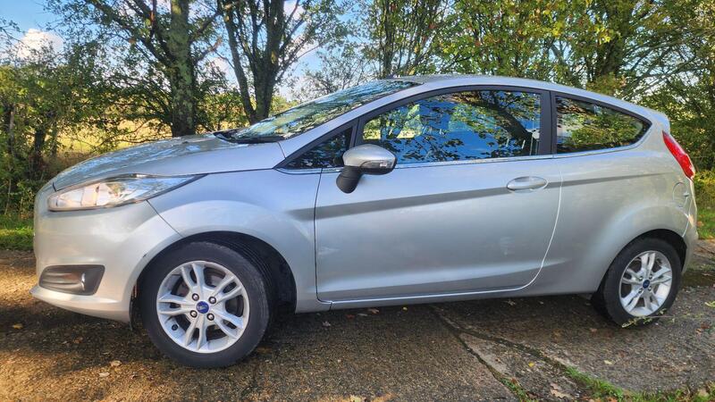 2015 Ford Fiesta — photo 5
