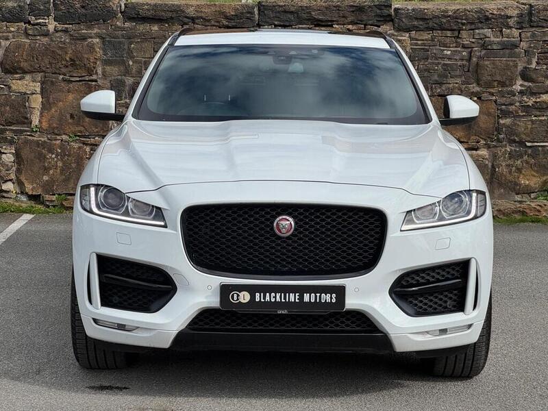 Jaguar F-Pace view 2