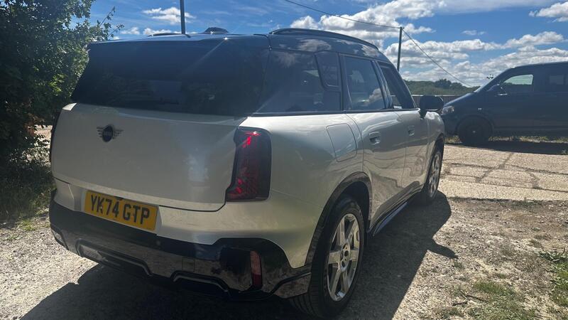 2025 MINI Countryman — photo 7