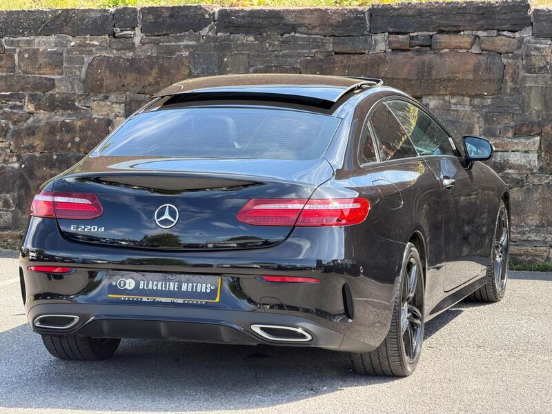 Mercedes-Benz E-Class view 7
