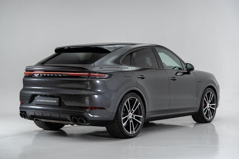 Porsche Cayenne view 7