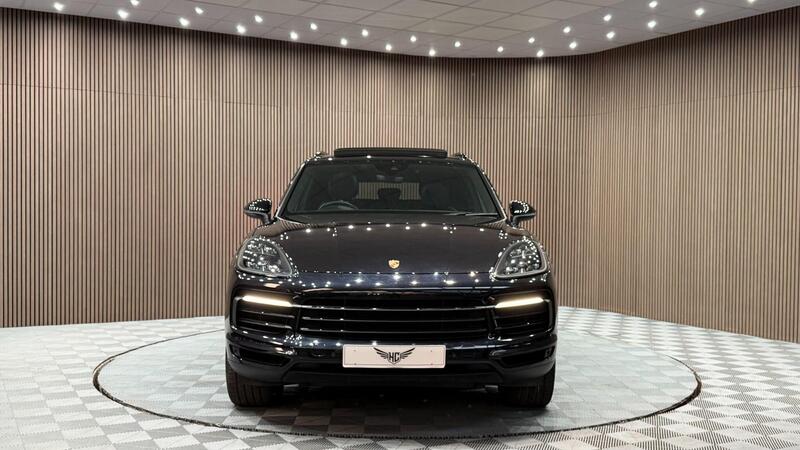 Porsche Cayenne view 4