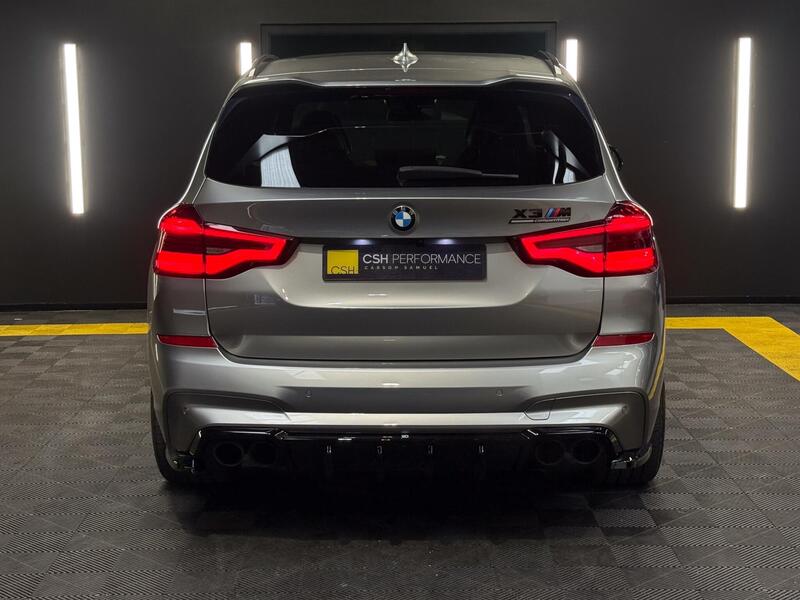 BMW X3 M view 4