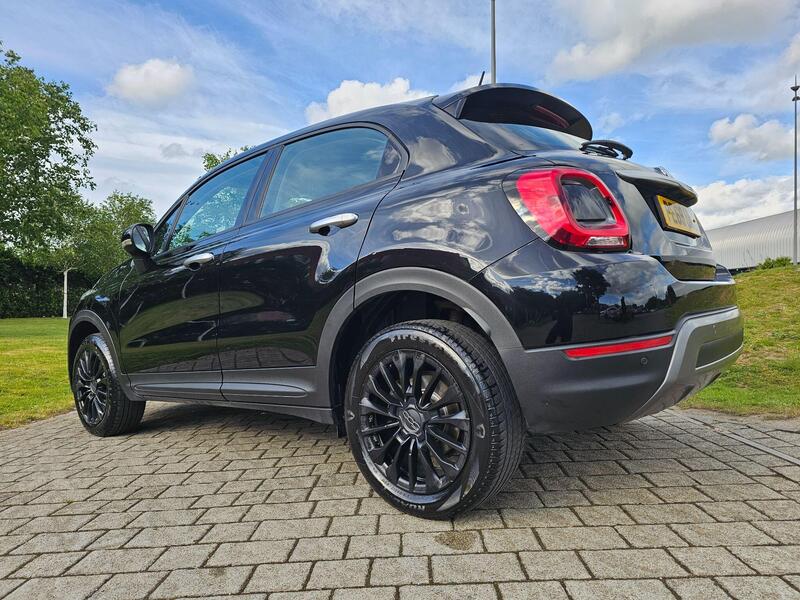 Fiat 500x view 2