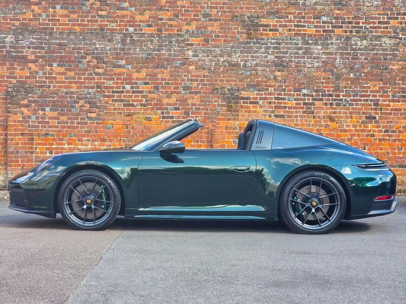 Porsche 911 view 2