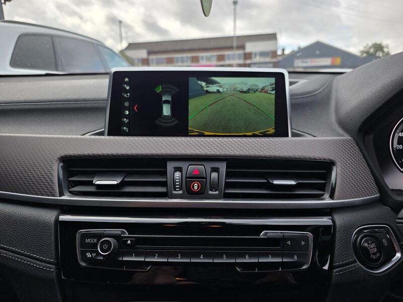 Volvo Ex30 view 3
