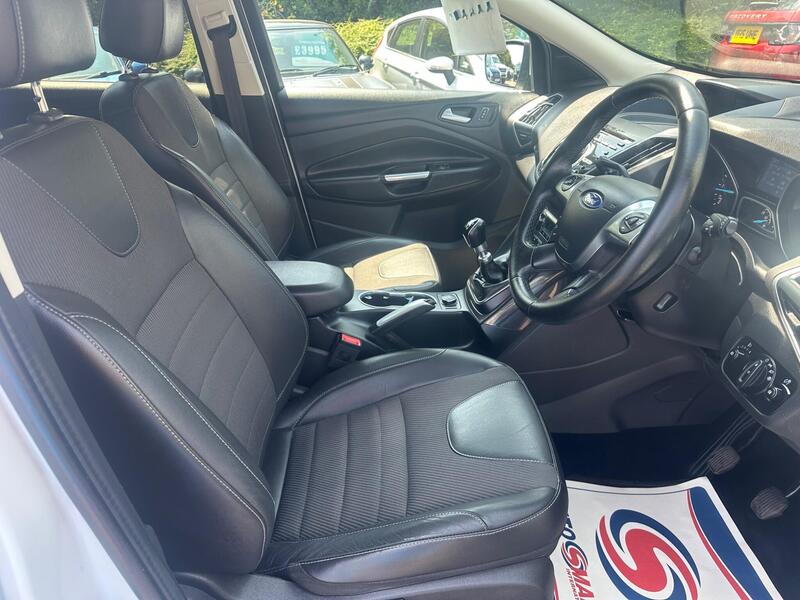 Ford Kuga view 6