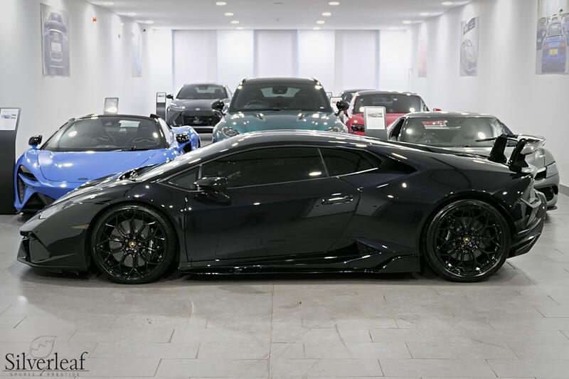 Lamborghini Huracan view 4