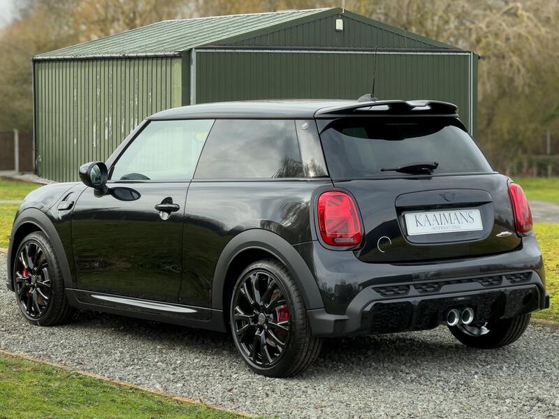MINI Hatch view 6