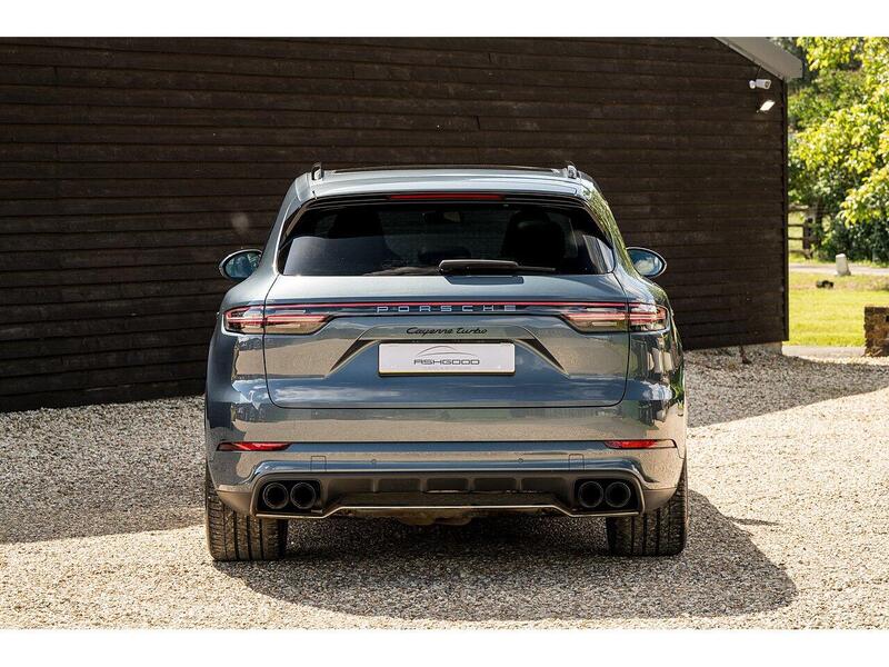 Porsche Cayenne view 4