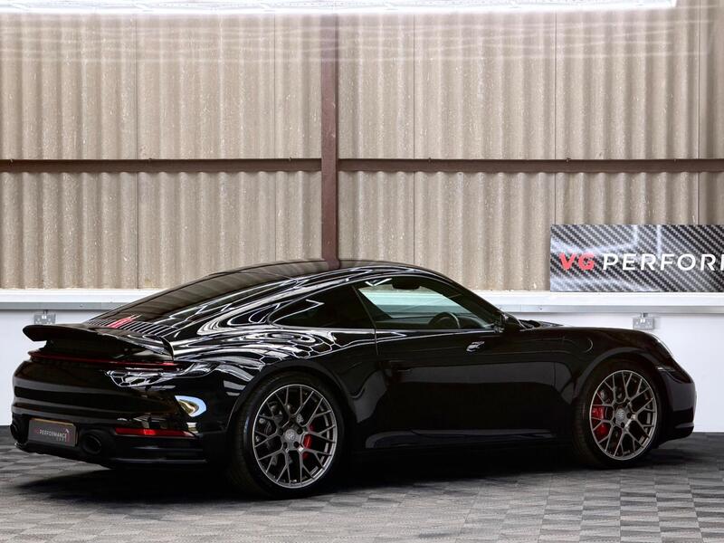 Porsche 911 view 3