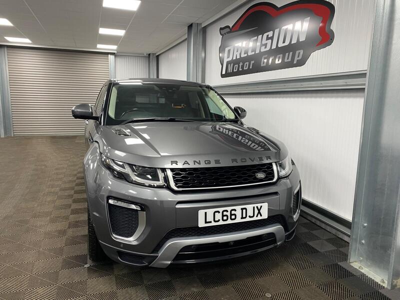 Land Rover Range Rover Evoque view 4